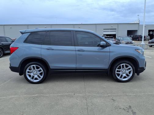 Sonic Gray Pearl 2025 Honda Passport