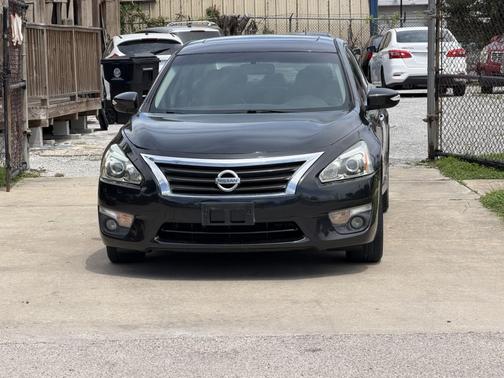 Black Sapphire Metallic 2014 Nissan Altima 2.5 SL