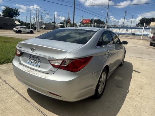 2013 Hyundai SONATA Limited