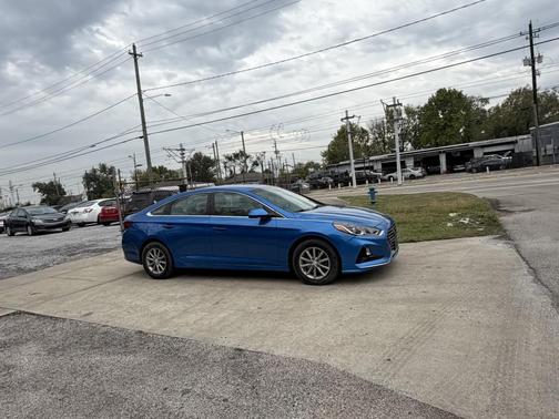 2018 Hyundai SONATA SE