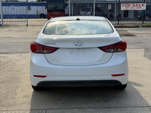 2016 Hyundai ELANTRA Limited