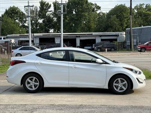 2016 Hyundai ELANTRA Limited