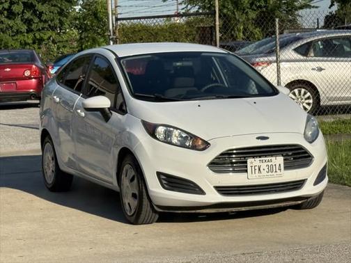 2014 Ford Fiesta S