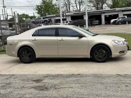 2011 Chevrolet Malibu LS