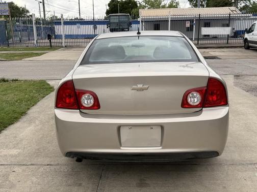 2011 Chevrolet Malibu LS