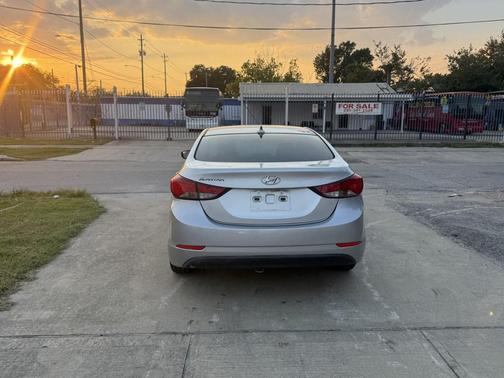 2014 Hyundai ELANTRA Limited