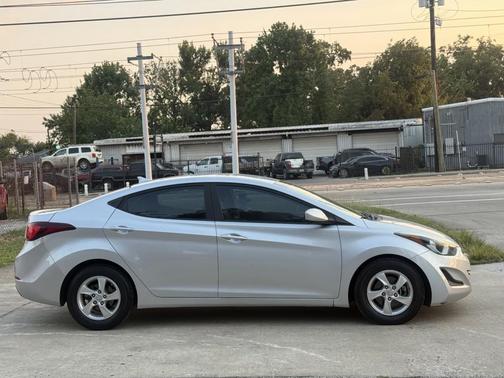 2014 Hyundai ELANTRA Limited