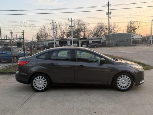 2016 Ford Focus S
