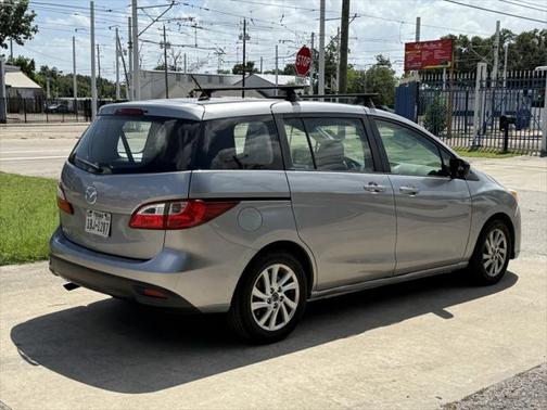 2015 Mazda Mazda5 Sport