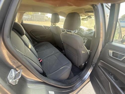 2014 Ford Fiesta SE