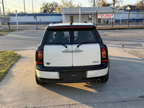 2010 MINI Cooper Clubman Base