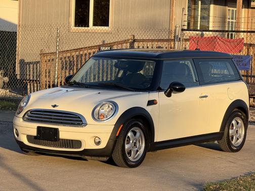 2010 MINI Cooper Clubman Base