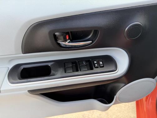 Orange Metallic 2014 Toyota Prius c Four