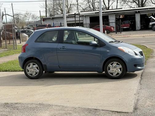2008 Toyota Yaris Base
