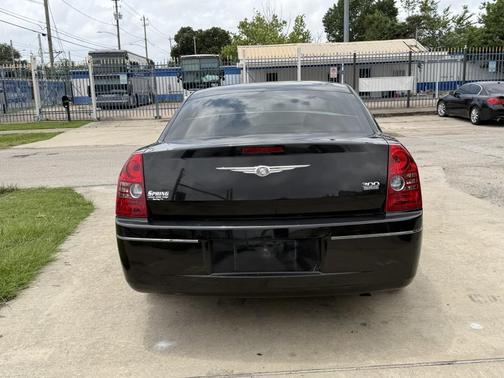 Metallic Black 2010 Chrysler 300 Touring