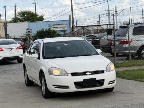 Pearl White 2007 Chevrolet Impala LT