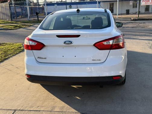 2014 Ford Focus S