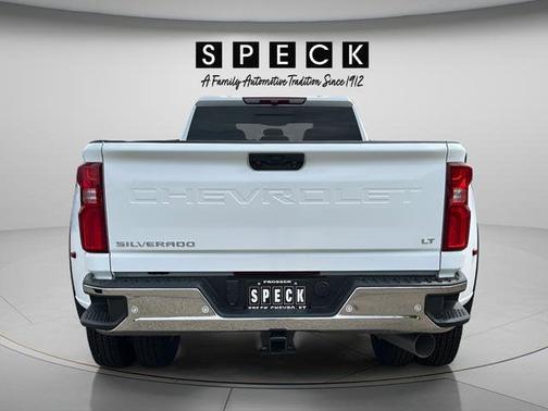 Summit White 2026 Chevrolet Silverado 3500 LT