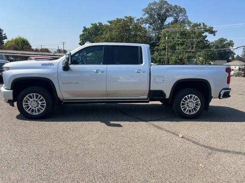 2022 Chevrolet Silverado 3500 High Country
