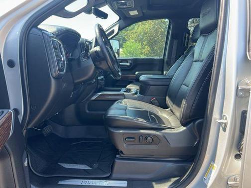 2022 Chevrolet Silverado 3500 High Country