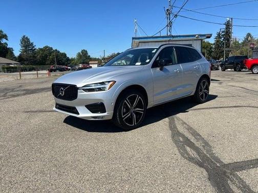 2021 Volvo XC60 T5 R-Design