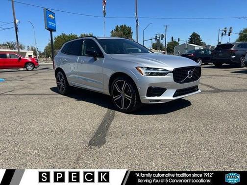 2021 Volvo XC60 T5 R-Design