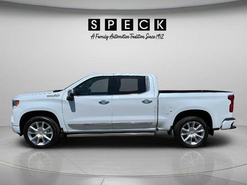 Polar White Tricoat 2026 Chevrolet Silverado 1500 High Country