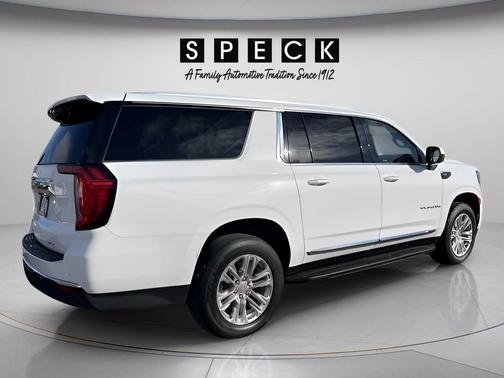 Summit White 2023 GMC Yukon XL SLT