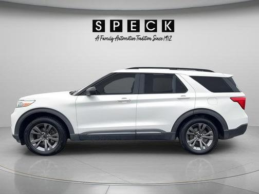 Star White Metallic Tri-Coat 2021 Ford Explorer XLT
