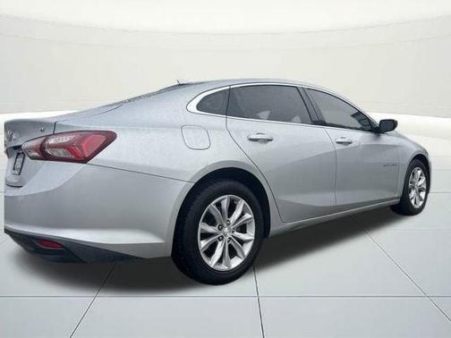 2020 Chevrolet Malibu FWD LT