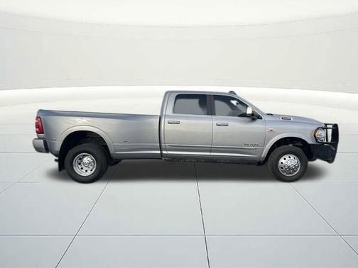 2021 RAM 3500 Limited Crew Cab 4x4 8' Box