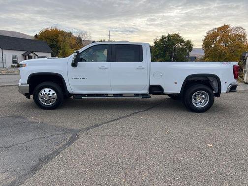 2026 Chevrolet Silverado 3500 LT