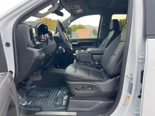 2026 Chevrolet Silverado 3500 LT