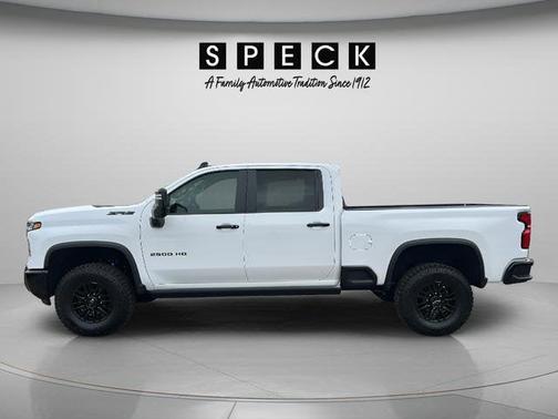 Summit White 2026 Chevrolet Silverado 2500 Crew Cab, Standard Bed, XR2, 4WD
