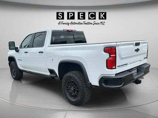 Summit White 2026 Chevrolet Silverado 2500 Crew Cab, Standard Bed, XR2, 4WD