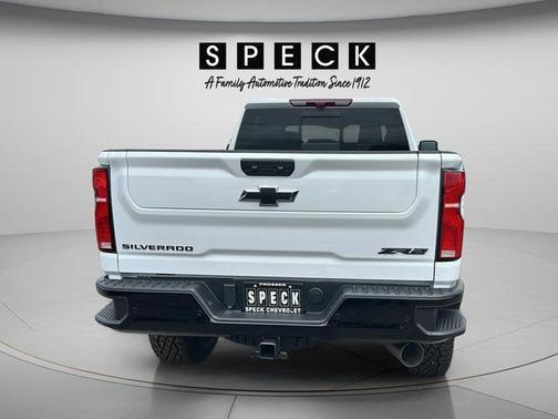 Summit White 2026 Chevrolet Silverado 2500 Crew Cab, Standard Bed, XR2, 4WD