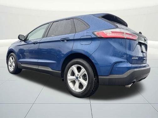 2020 Ford Edge SE