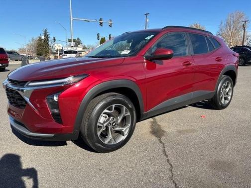 2025 Chevrolet Trax LT
