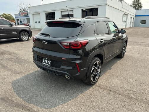Mosaic Black Metallic 2026 Chevrolet Trailblazer RS