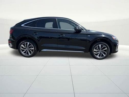 2022 Audi Q5 45 S line Premium
