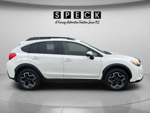 Crystal White Pearl 2015 Subaru XV Crosstrek 2.0i Limited