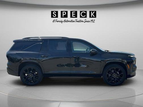 Mosaic Black Metallic 2026 Chevrolet Traverse RS