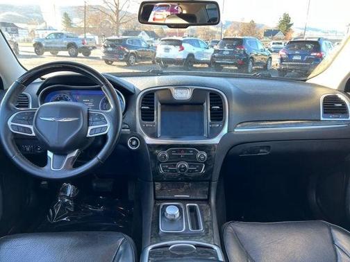 2017 Chrysler 300C Base