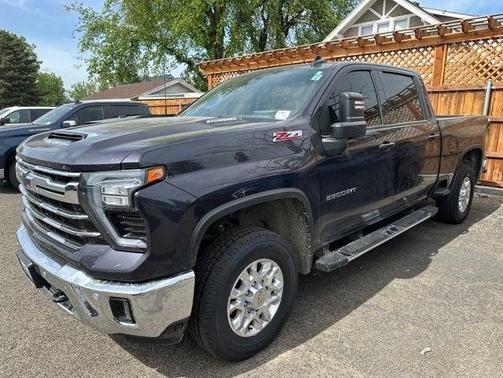 Dark Ash Metallic 2024 Chevrolet Silverado 2500 LTZ