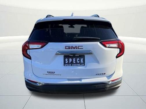 2024 GMC Terrain AWD AT4