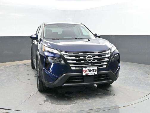 Deep Ocean Blue Pearl 2025 Nissan Rogue SV