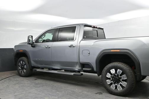 Sterling Metallic 2026 GMC Sierra 2500 Denali