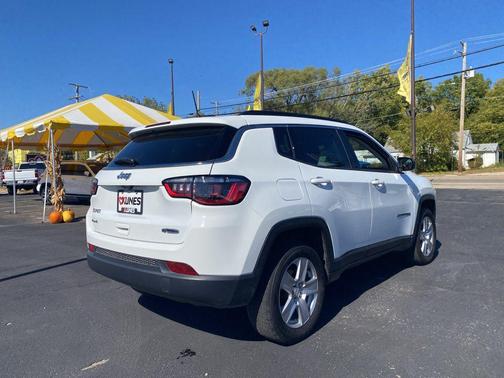 2022 Jeep Compass Latitude