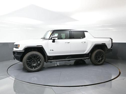 Interstellar White 2025 GMC HUMMER EV Pickup 2X