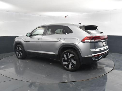 2024 Volkswagen Atlas Cross Sport 2.0T SE w/Technology 4MOTION